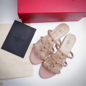 [SALE] VALENTINO GARAVANI ROCKSTUD MATTE SLIDE SANDAL