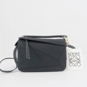 LOEWE SMALL PUZZLE BAG IN CLASSIC CALFSKIN